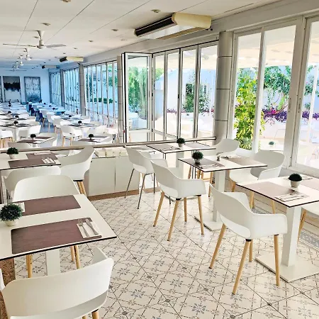 Bluesea Club Martha's מלון דירות